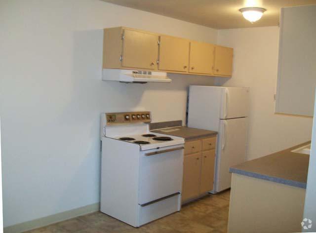 Kitchen - 2034-2036 W Plum St