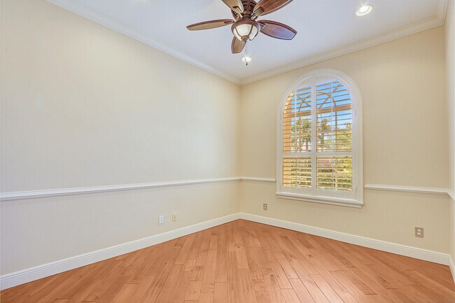 Building Photo - 9400 Briarcliff Trace