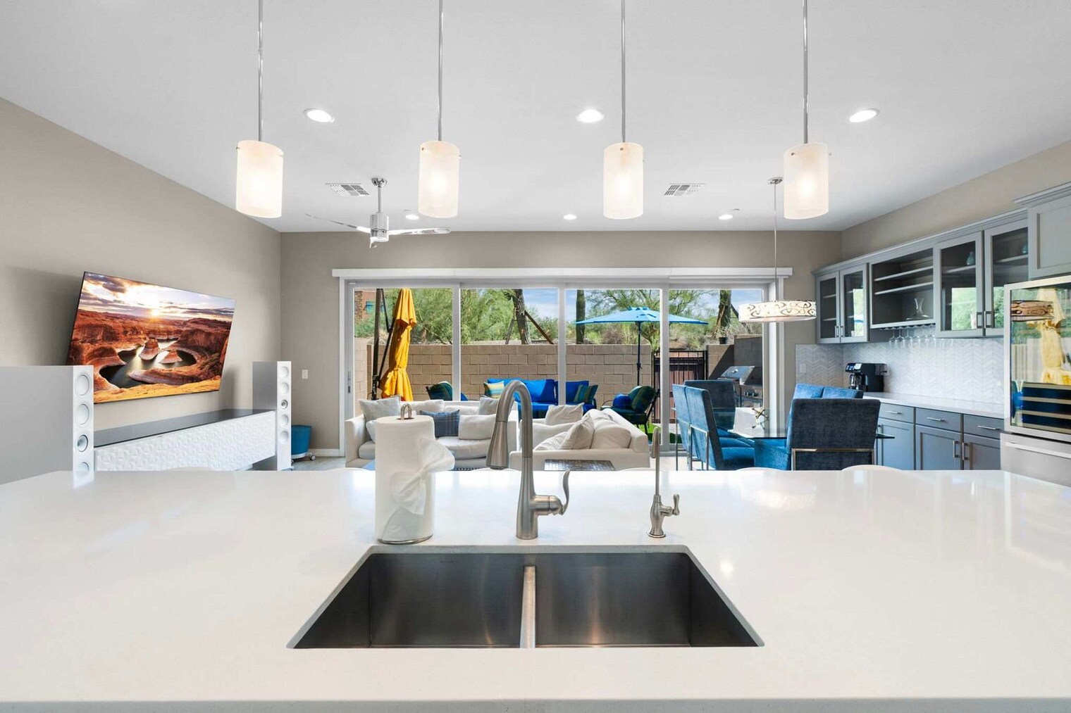 Building Photo - 7356 E Vista Bonita Dr