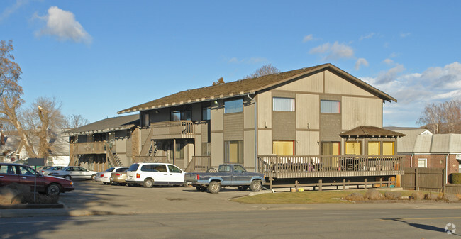 Building Photo - El Dorado Apartments