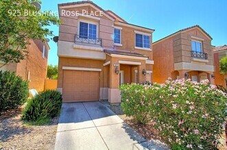 Building Photo - 925 Blushing Rose Pl