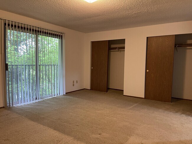 Building Photo - 116 N 3rd Ave SW