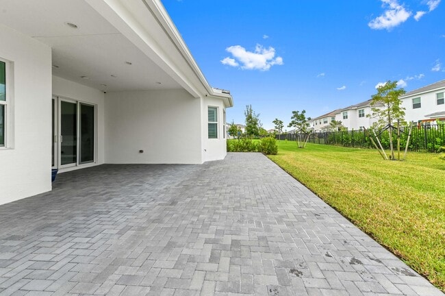 Building Photo - 14236 Gray Bark Bnd
