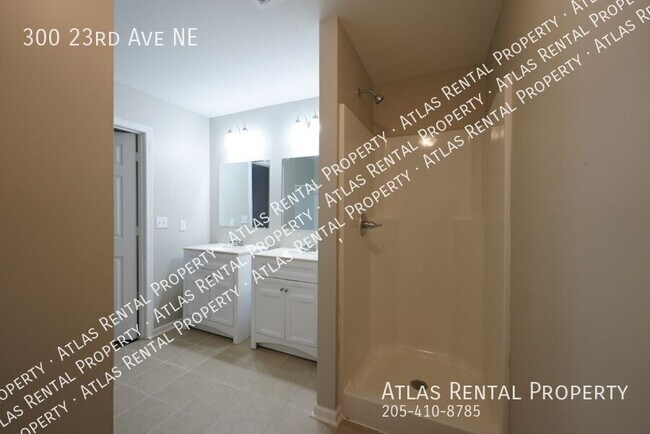 Building Photo - 300 23rd Ave NE