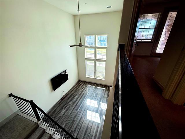 Building Photo - 3672 Wellesley Ave