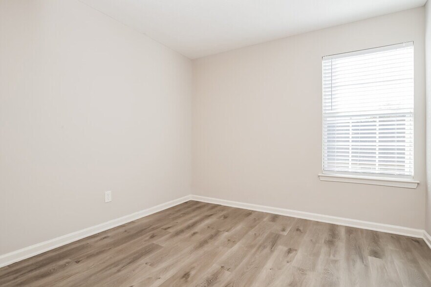 Building Photo - 213 Siesta Key Ct