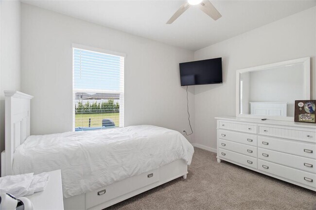 Building Photo - 18114 Wheathouse Pl