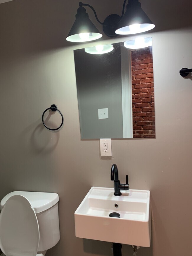 The Corner 929 Pine Street 929 Pine St New Orleans LA 70118 Apartment Finder