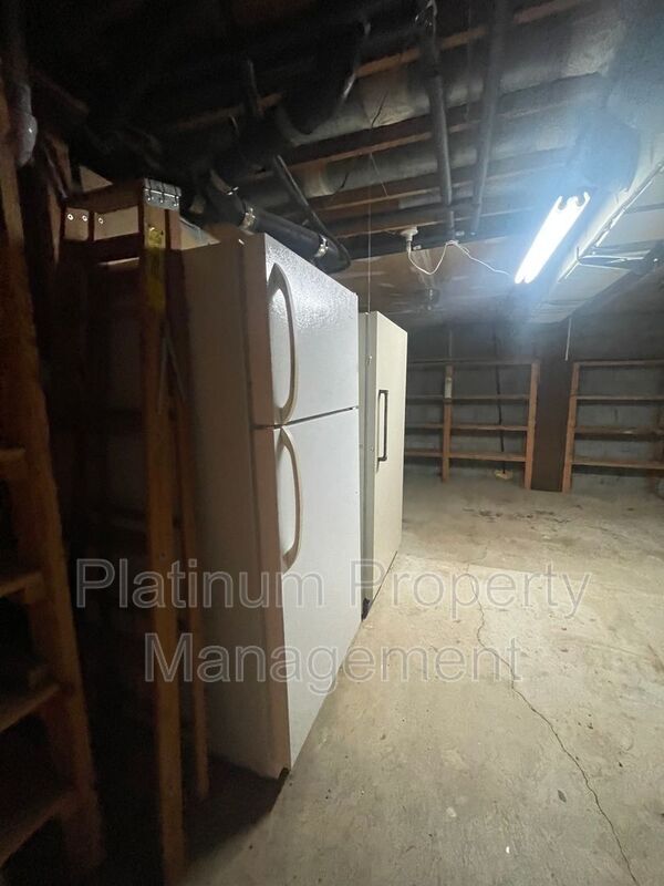 Building Photo - 2564 Timberly Dr SE