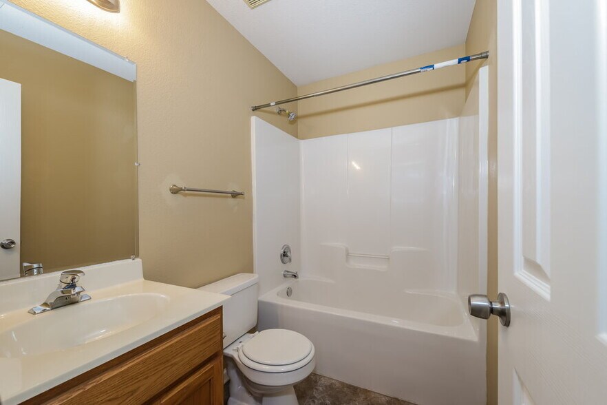 Building Photo - 2012 Embark Dr