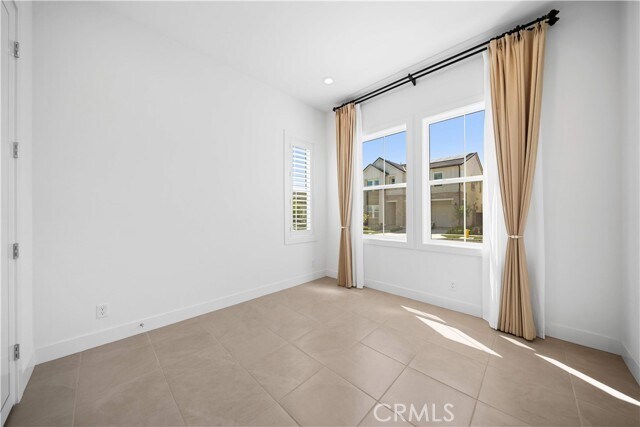 Building Photo - 360 Riverbend