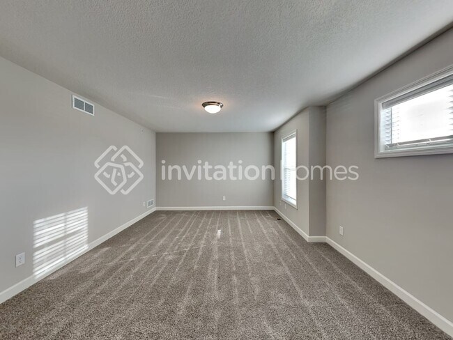 Building Photo - 10916 Zest St NE