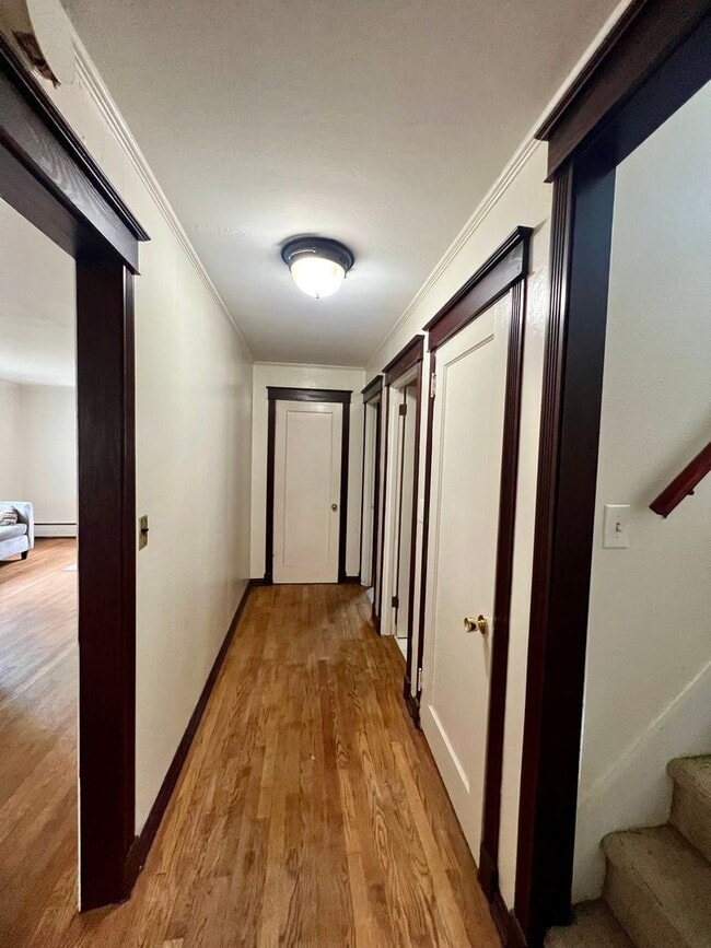 Building Photo - Downtown Home in Fairbanks!!