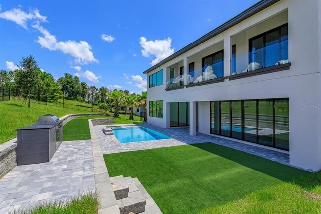 Building Photo - 16825 Bolsena Dr