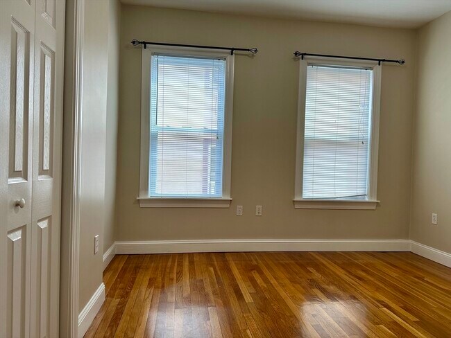 Building Photo - 22 Sewall St