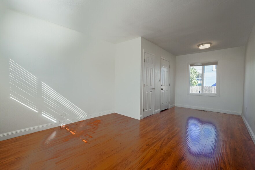 Building Photo - 3765 Angelo Ave