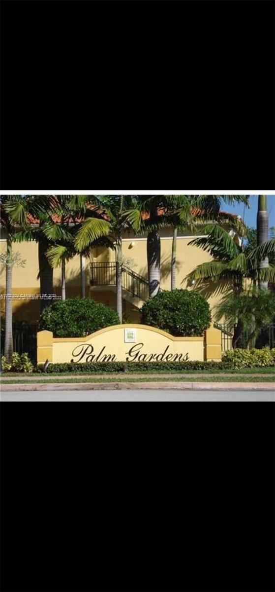Building Photo - 7200 NW 114th Ave