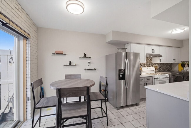 Building Photo - 1495 Cornell Ct