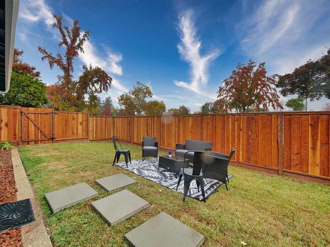 Building Photo - 4240 Camden Ave