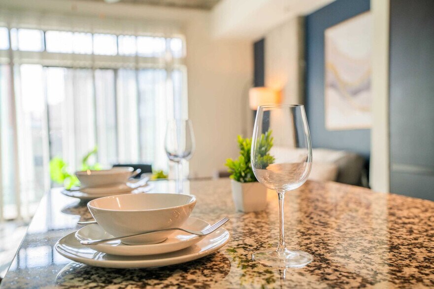 Building Photo - 914 N 4th St