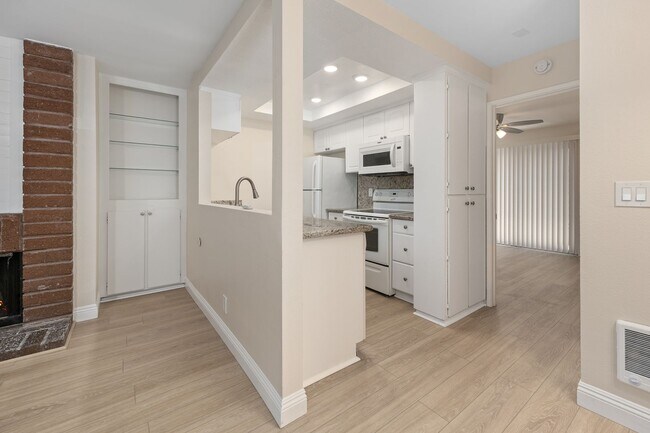 Building Photo - NORTH PARK BEAUTY...RECENTLY REMODELED 2 B...