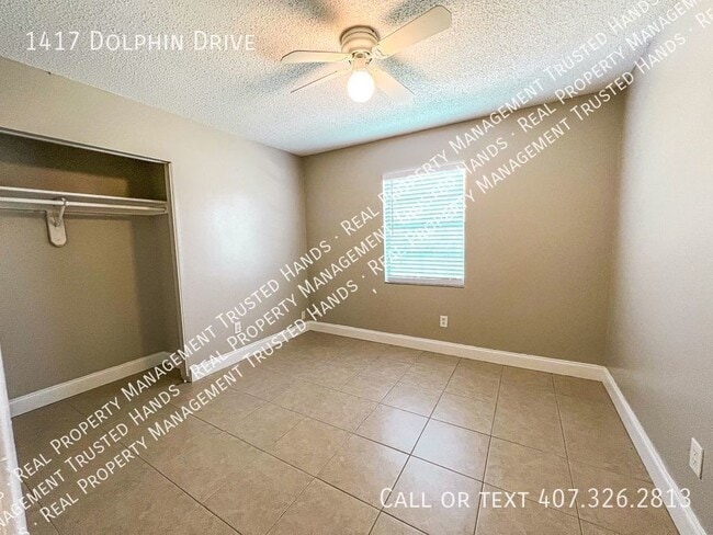 Building Photo - 1417 Dolphin Dr