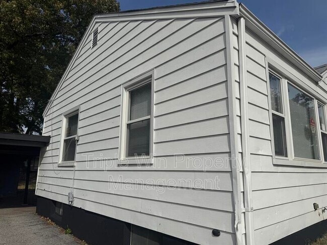 Building Photo - 8239 Fay Dr