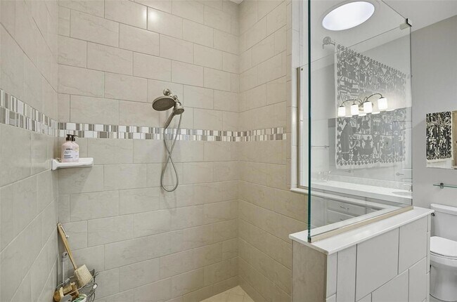 Building Photo - 51 Graham Wds Pl