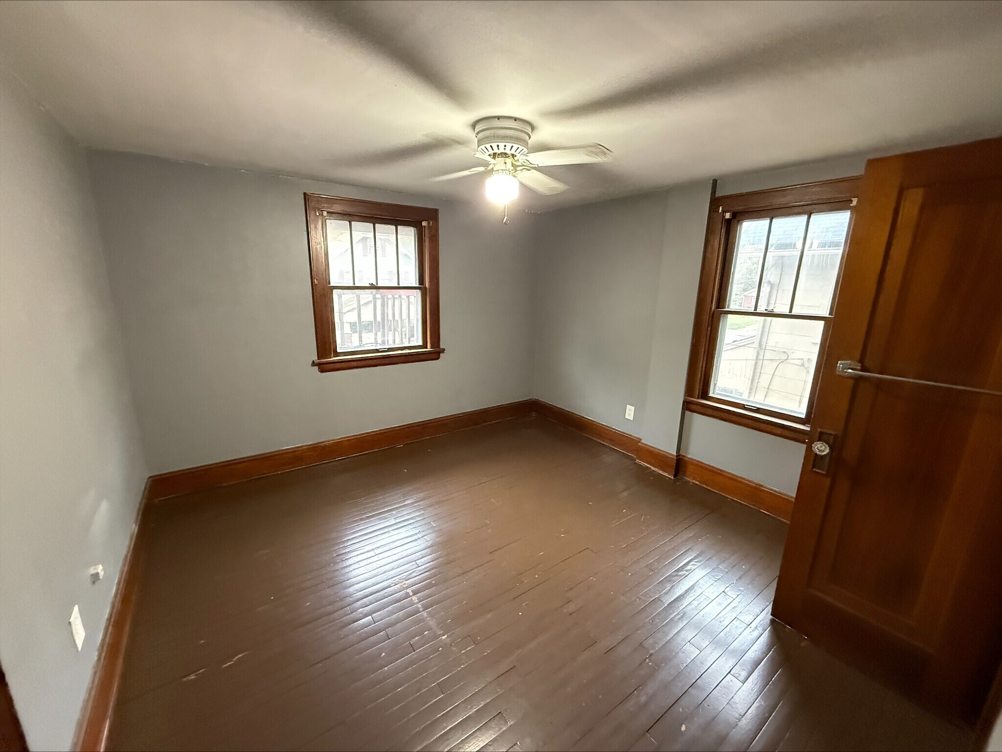 Building Photo - 140 Brighton Dr