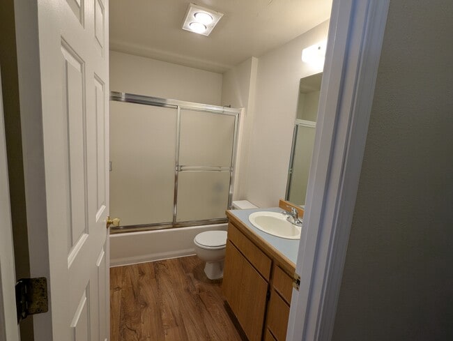 Building Photo - 61862 Avonlea Cir