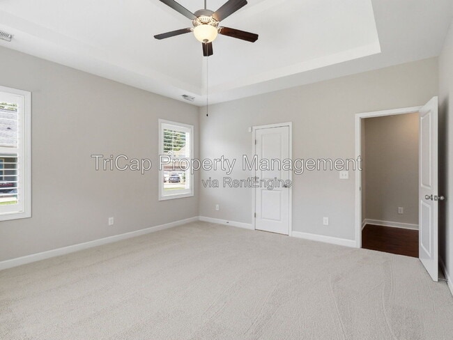 Building Photo - 8029 Crookneck Dr