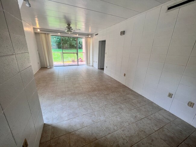 Building Photo - Blacksburg, 2BR / 1 BA, Available