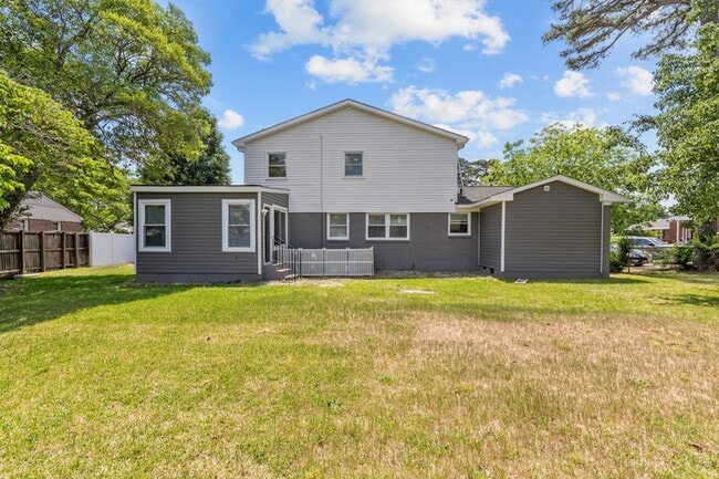 Building Photo - 1408 Quiet Ct
