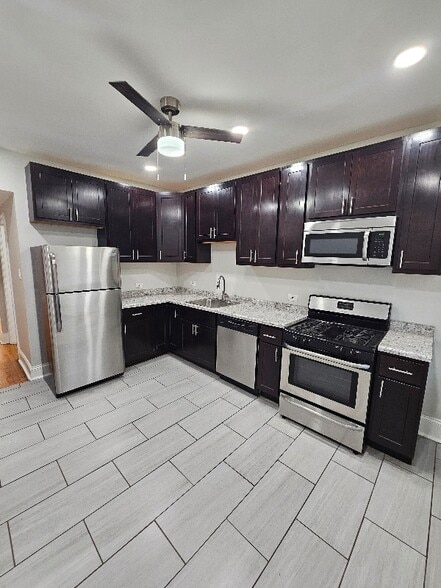 Primary Photo - 6732 S Prairie Ave
