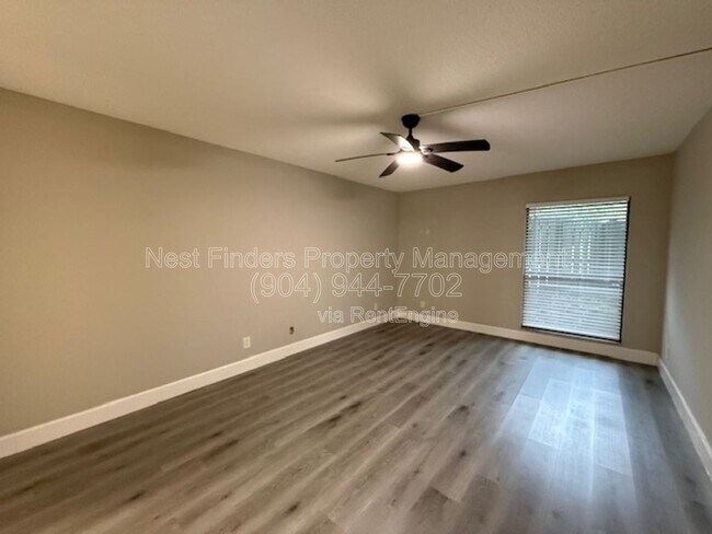 Building Photo - 8755 Como Lake Dr