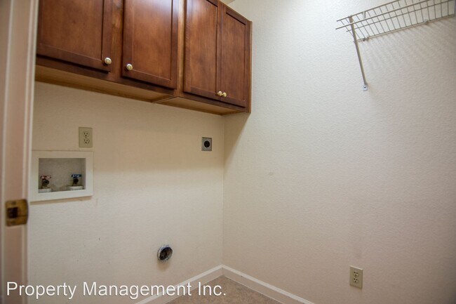 Building Photo - 2 br, 2 bath House - 813 S Shawnee