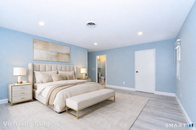 Building Photo - 28 Mill Hill Rd