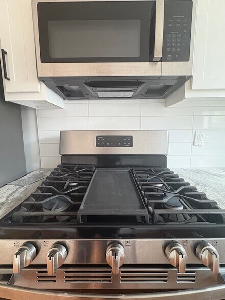 Building Photo - 3434 Nebraska Ave