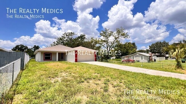 Building Photo - 116 S Normandale Ave