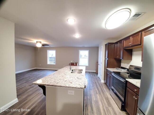 Building Photo - 3502 College Dr