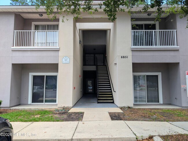 Building Photo - 6051 Maggies Cir