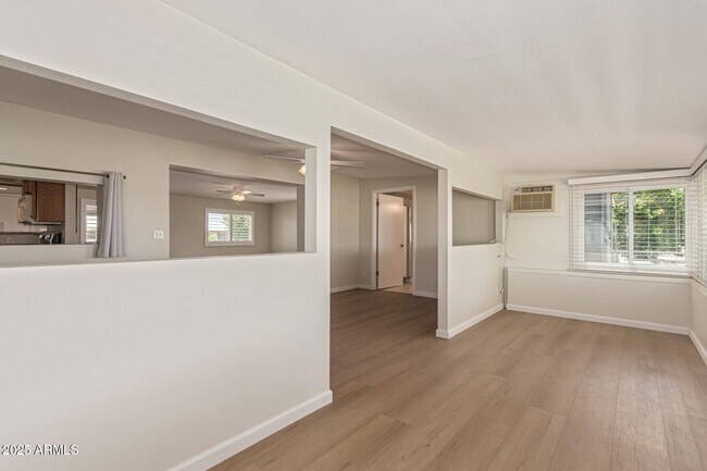 Building Photo - 12640 N Pebble Beach Dr
