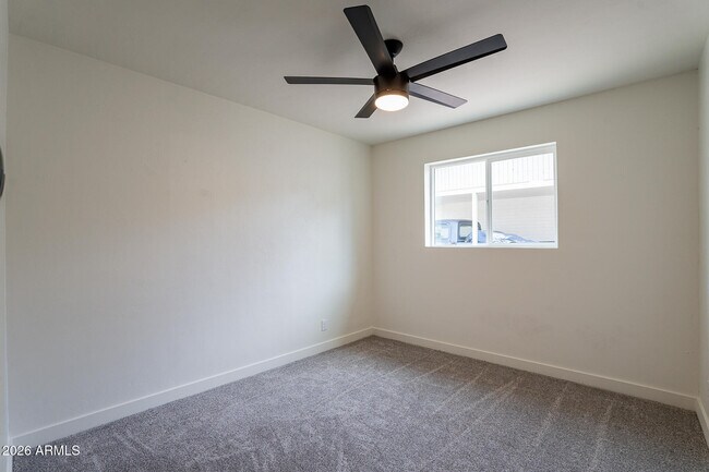 Building Photo - 1800 S Shafer Dr