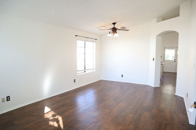 Building Photo - A Home You Have To See To Believe!!!