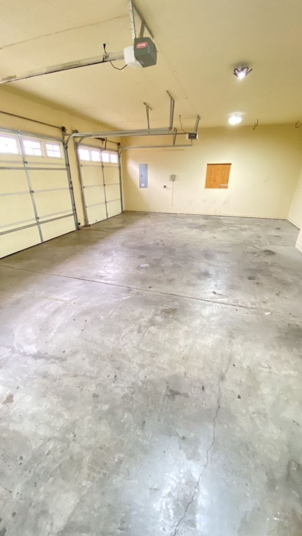 Building Photo - Triple Car Garage & New Interior Paint