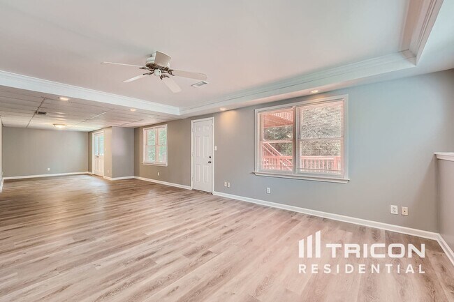 Building Photo - 3020 Royal Creek Way SW