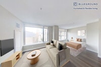 Building Photo - 77 Exeter St