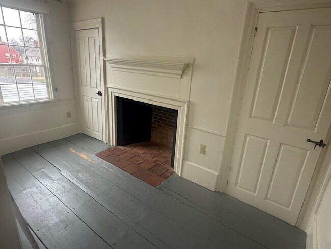 Building Photo - 72-74 Jefferson St