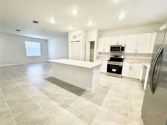 Building Photo - 1116 SW 3rd Terrace