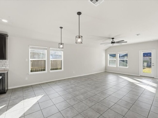 Building Photo - 10105 Waterwall Ln